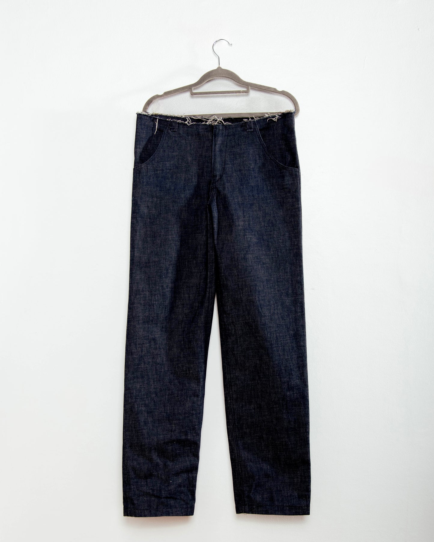 Slashed waistband Buttonhole pants